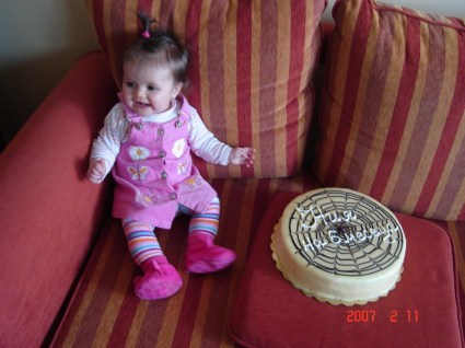 Ния - 6 месеца